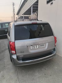 دوج كرفان 2017 فول مواصفات sxt دبل حصان تلفزيون خلفي  3قطع تبريد كشن ب...