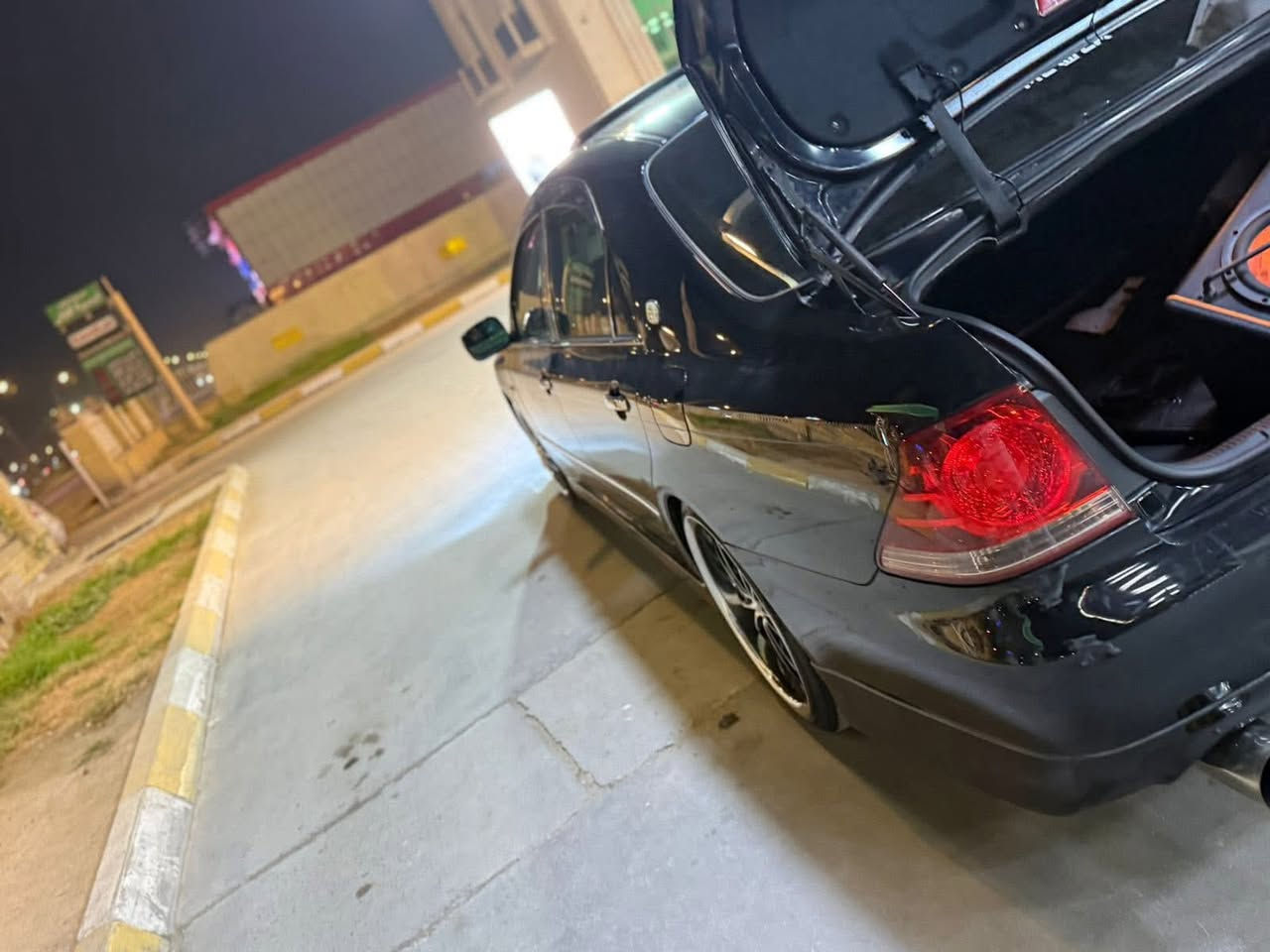 سلام عليكم اخوان سياره شاهينه مزاد كمرك قرار 48
سياره فول ٤ دكم سياره اصل رياظي 
دبلات رياظي اصل كزوز رياظي اصل 
سياره متعوب عليها بردات خلفيه عدد ٣ 
مشط لكزز سياره كفاله من ظربه صبق وكص 
بصمه رصاصيه 
دواخل جلد اسود 
سياره اثلث اصل 
ارايل امامي خلفي 
ستيرن صاج اصل 
شوته رياظي اصل 
سياره فتحه. 
اشاره وترحيب بل مري 
ويل رياظي اصل 
سياره مزوده بل يابان 
ريحت الشركه بعدها بيها 

شاصي ٨٤ سياره متعوب عليها 
سياره مال جناي هواي بيها مواصفات بعد 
السعر ١٧٠ مكان السياره البصره ابو الخصيب طريق الصحراء 
***********
