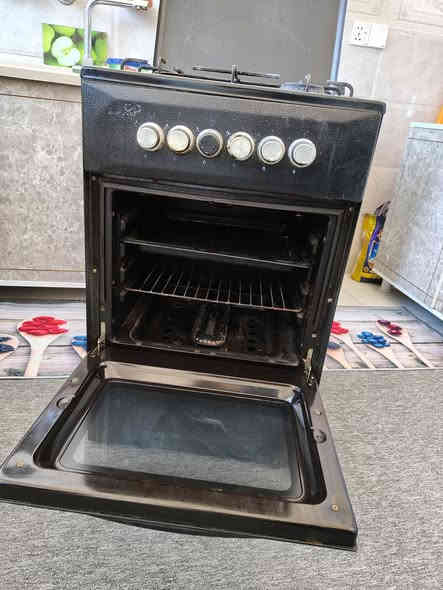 السلام عليكم 
طباخ للبيع رايده ب60 وموضح كلشي بالفيديو شوفه اذا عجبك اتصل ***********
