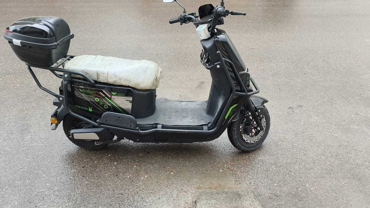 سلام عليكم ورحمة الله وبركاته ماطور شحن للبيع لايت زينو قفل سرعة رجوع الخلف ماطور ماشاء الله حيل نظيف شرط من ملف باتريات عقل ***********  سعر 650 بي مجال ما متواجد على فيس
