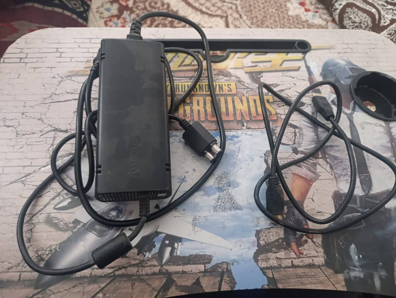 سلام عليكم xbox 360 للبيع بي اكثر من 25 لعبة سعرة 135 و العنوان بغداد الحسينية  مرطبات العذراء  و خابر على الرقم *********** و بس جوستك وحدة و كامل الوايرات
