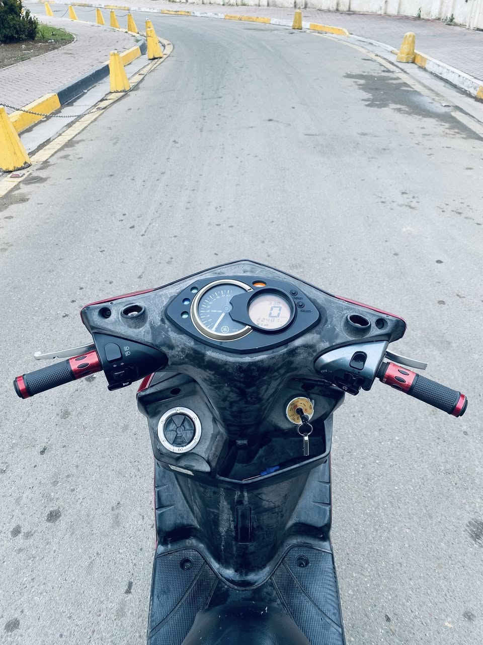 سلام عليكم دراجه سكنس فحل نوزل للبيع
صدر امامي رياضي

صالنصه بوري عدل

مكينه بلاديه مامفتوحه كفاله عامه كفراتها بلاديه ختم واحد شلعه ومعدل تشك الكاع كهربائيات كلها شغاله رايدها ب850 وبيها مجال بسيط للشراي مكاني الاعظميه اي استفسار ***********
