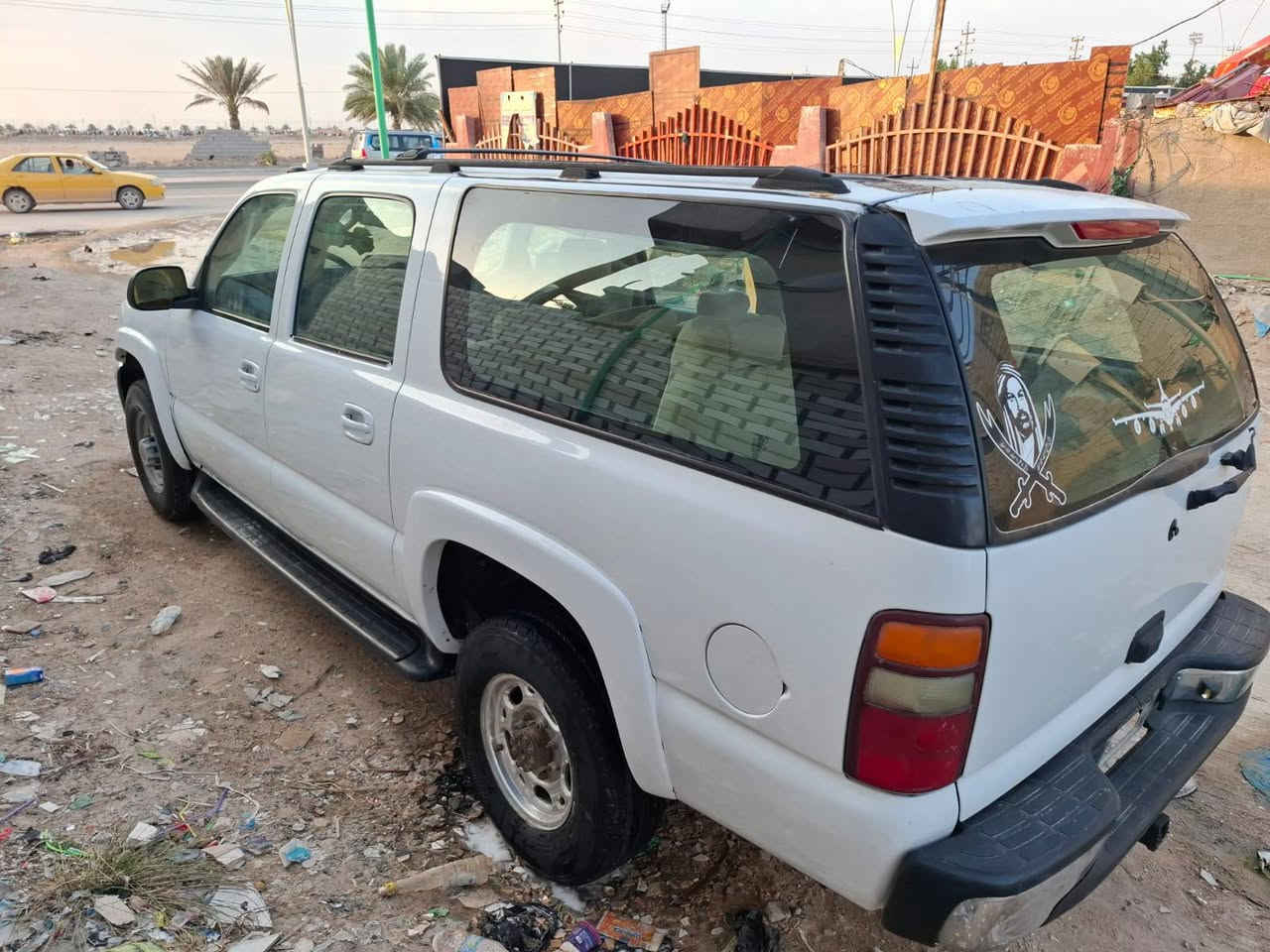 سلام عليكم الفينيه مديل 2005مكفوله كص وضربه ومكينه وكير وكهربايات كله شغاله مكانه سياره بصره سعر35  رقم الهاتف***********
