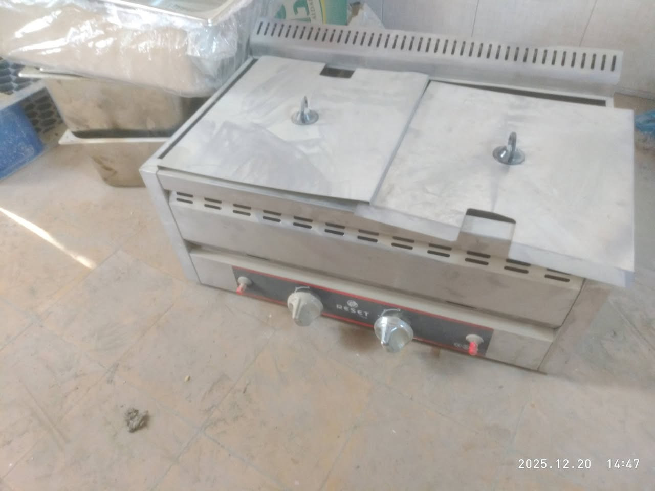 قلايه بورك فنكر جديده ما مستخده هيه ويه غراض 250  بيهه مجال للتصال *********** بغداد
