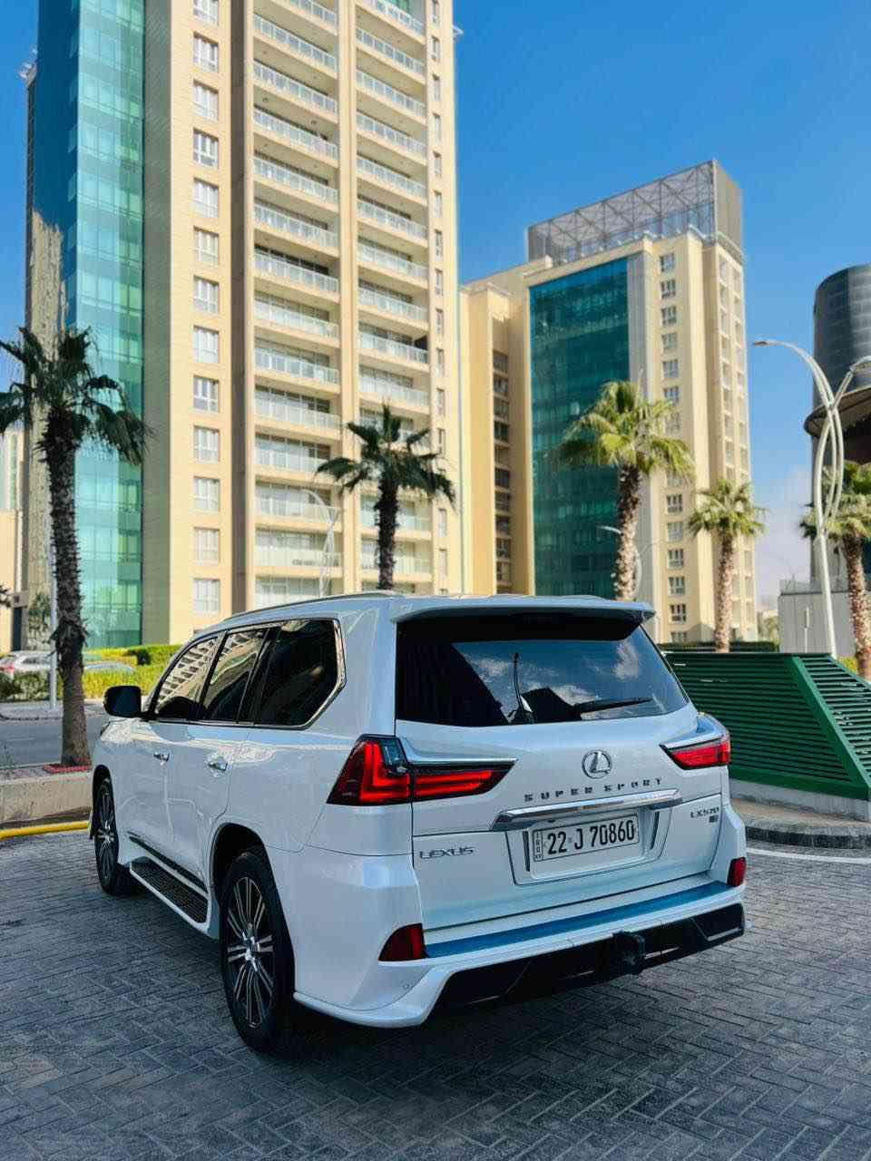 السلام عليكم 

لكزز  2018 

بريم اصل 🇯🇵🇯🇵🇯🇵

#سعر مناسب 

سياره فول مواصفات داخل كورو 

فقط دعاميه امامي صبغ و مكان صغير تعديل pdr 

🔹 سلايت 
🔹 داخل احمر 
🔹 ليد متحرك 
🔹 جكات 
🔹 داتا شو وكاميرات 
🔹 حساسات 

وباقي مواصفات اللكزز المعروفه 

مكان السياره اربيل 
ورقم سياره اربيل شرط تحويل وغرامات 

السعر ٥٨٥ ورقه 

*********** 

‎للاتصال أربيل, العراق
