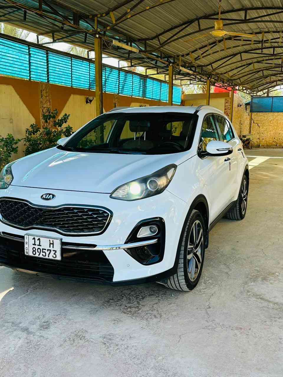 سلام عليكم 
سبورتج 2020
البيع سياره جديده ماشيه 81 الف
مكفوله كفاله عامه من صبغ وبارد السياره حلوه مرتبه 
المكان سياره بغداد محمودية 
رقم ***********
***********
