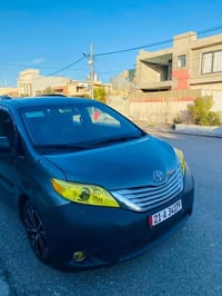 سينا اللبيع موديل 2017رقم احمر اجرة بيها قطية صبغ وحدة تخم تاير جديد و...