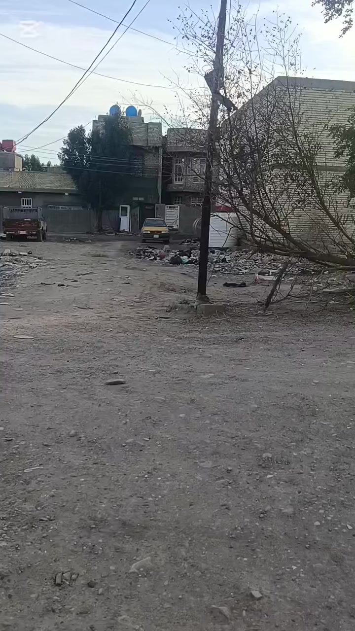 قطعه ارض للبيع سند 25 مساحة 220 متر بيع سريع السعر 50 مع تشجير 400 متر  الامين الثانية ***********
