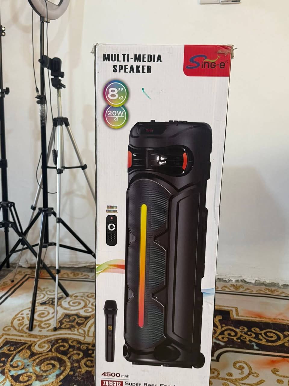 السلام عليكم دي جي للبيع جديد
مستخدم شي قليل والصوت عالي جداً 
بيها مايك وواير شحن وريمونت
السعر 125 الف 
رقمي واتساب ***********
او مراسلة الصفحة
العنوان:بغداد الحسينية مسقط
