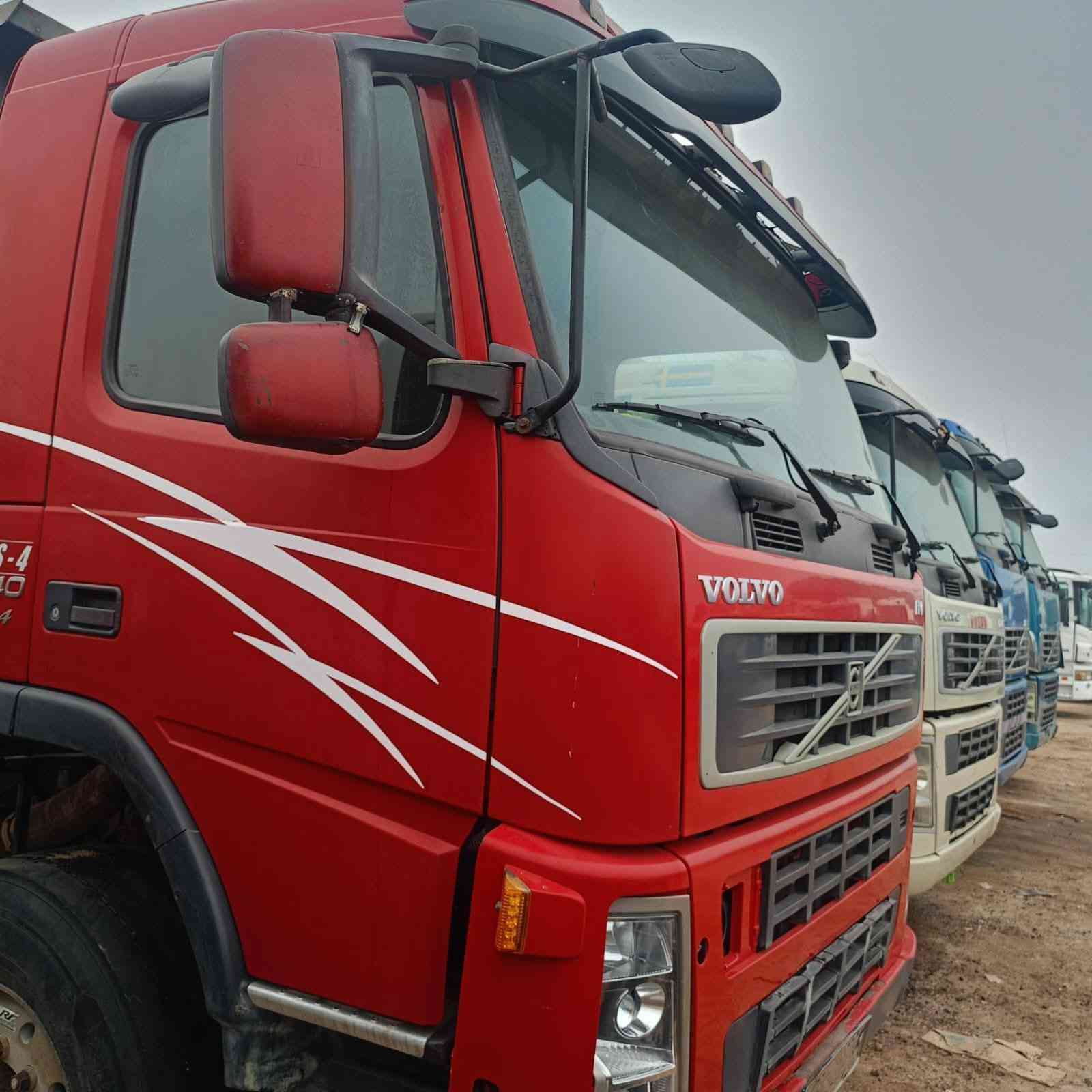 سكانيا  عكرب  قلاب دخول جديد للبيع  السعر / اربع دفاتر وبيه مجال / مع سيارات عكارب قلاب دخول جديد سعر السياره الوحده  / اربع دفاتر وبيه مجال / العنوان البصره الزبير الاستفسار الاتصال بالرقم ‏‪+964 772 951 8007‬‏ مكلف بالنشر
