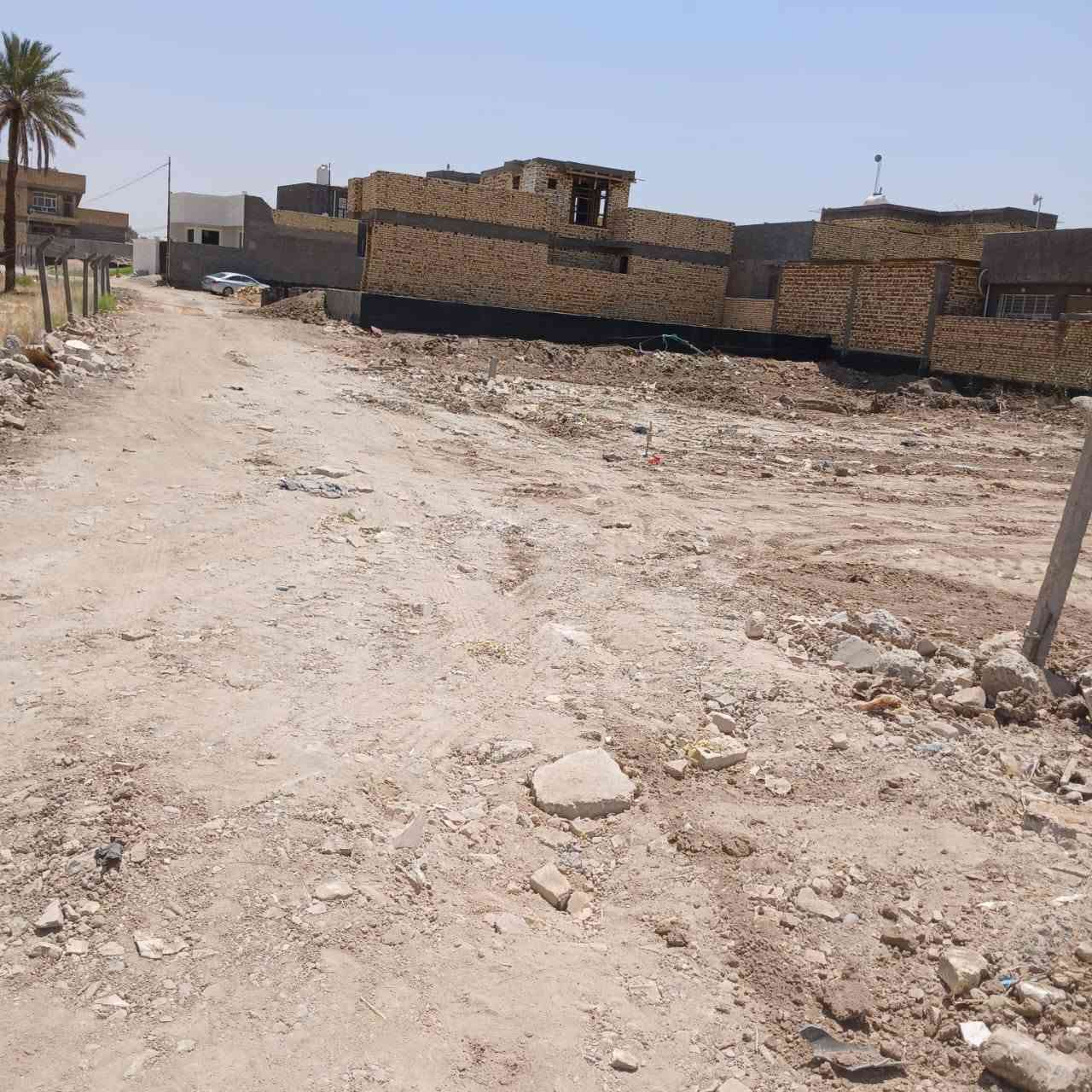 سلام عليكم يوجد الدينا قطع اراضي خلف معمل الغاز الحكومي نهايت نادر الثالثه سند ٢٥ قطع متعدي المساحات ١٠٠ متر ١٥٠ متر ٢٠٠ متر ٢٥٠ متر الاستفسار. اكثر على رقم الهاتف ***********

