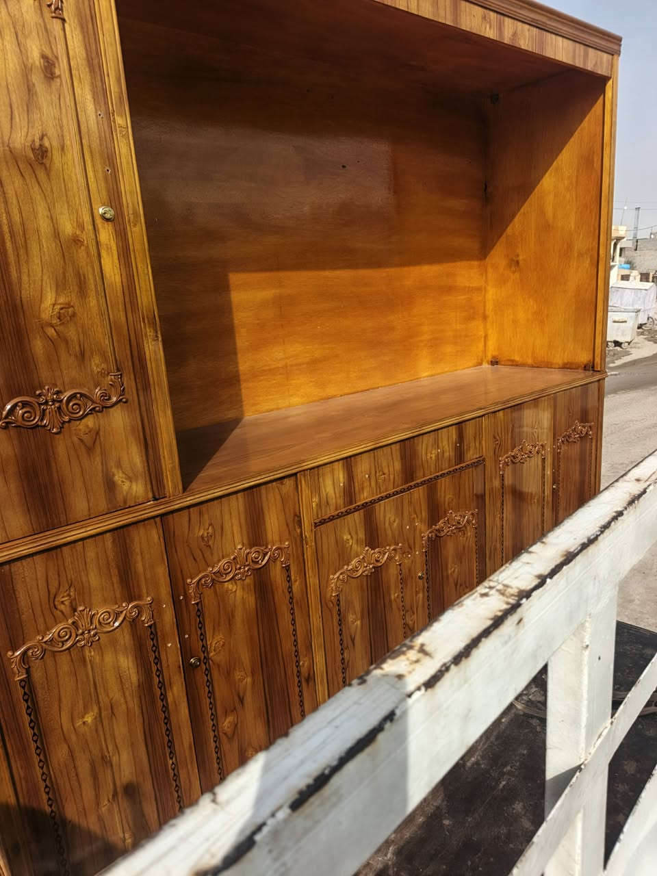 تم بعون الله وصول البوفيات الكلاريه متر ونص
ومترين ومترين ونص العنوان ديالى بعقوبه كاطون الرحمه قرب افران دبي واتس ***********

ومستعدون لشراء جميع الاثاث ونعمل بنظام مرواس
