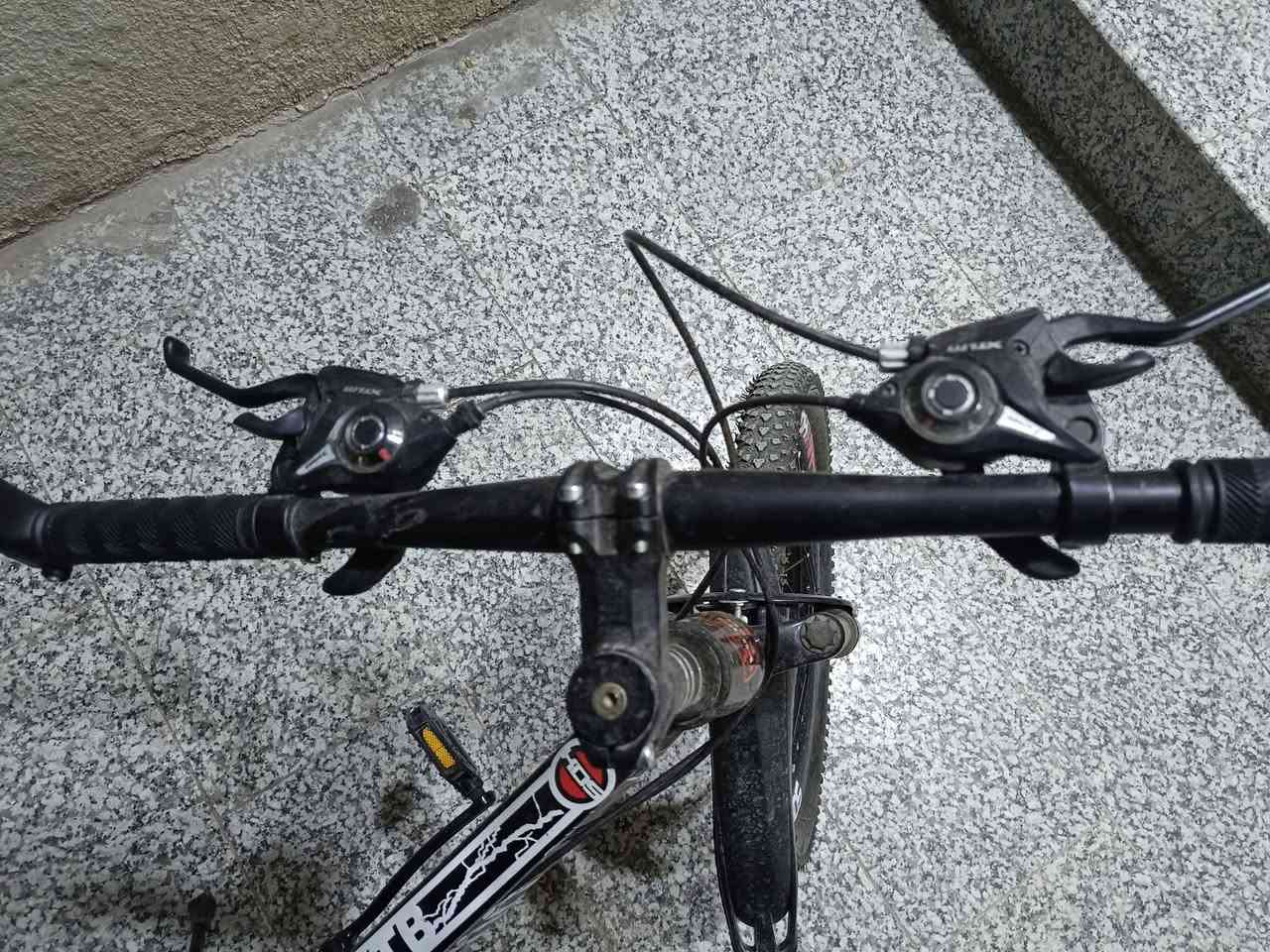 بايسكل TMP للبيع نضافه 90 حجم 20 جبلي 3نمرات او 7سرعات السعر 125الف التواصل واتس فقط ***********
