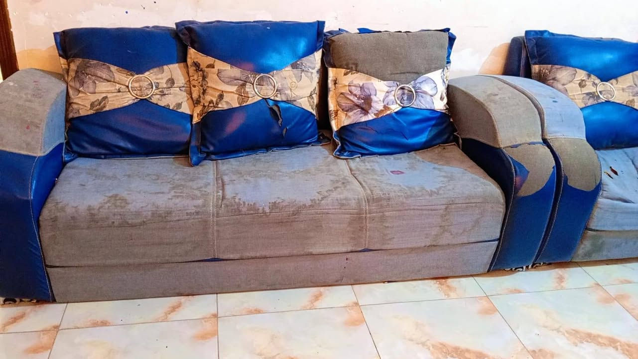 طخم تركي ١٠ مقاعد  (متضررة الدوشمة ) ..للبيع مجانا! مجانا !
يتحمل المشتري تنزيل الطخم و النقل .. 
العنوان / البكرلي


**إذا كنت صاحب هذا الإعلان وتريد حذفه لأي سبب، رجاءا أرسل رسالة إلى الدعم الفني**