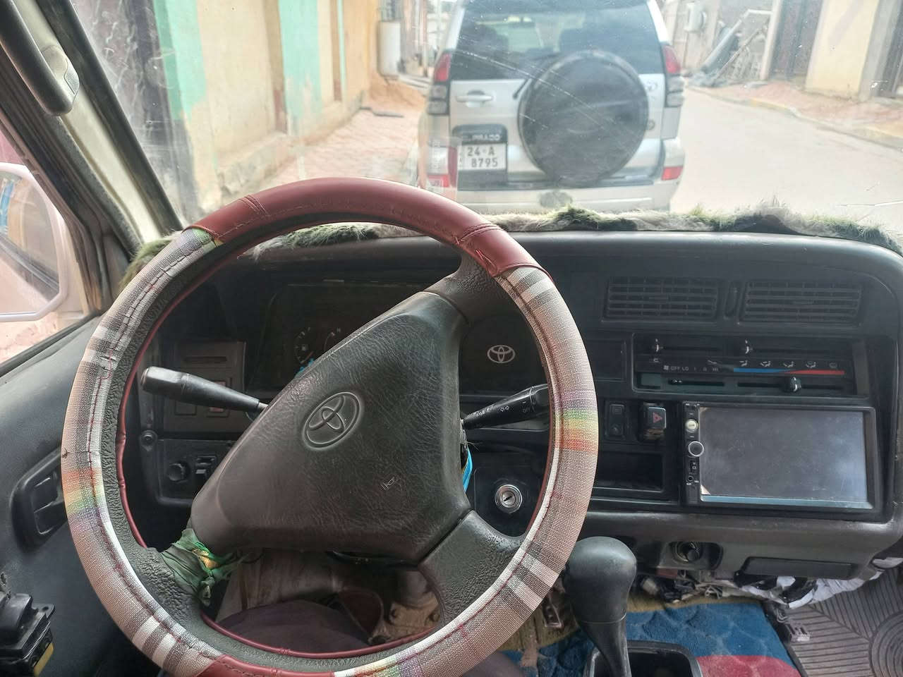 كيه هايسه 95
محرك ونجي وكير اوتوماتيك  مكفولات سنويه منتهيه اكفل مداوم
سعرها 20 رقم صاحب سياره 
***********
مكان سيارة كربلاء
