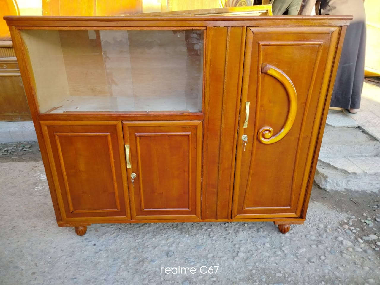 اغراض مستعمله منزليه للبيع وباسعار مناسبه للتواصل العماره حي النداء تلفون///***********
