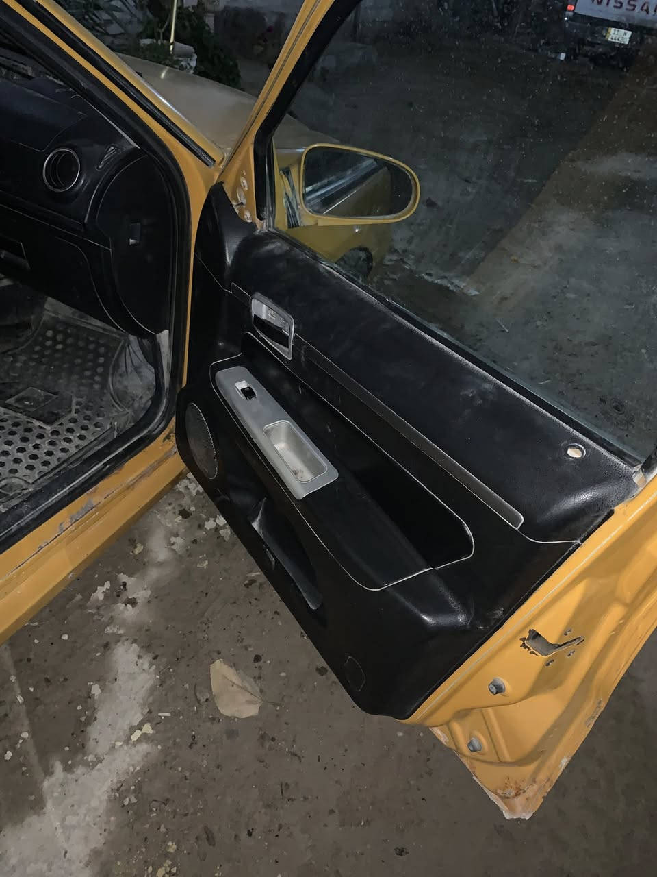 السلام عليكم سياره جيلي سيكه ٢٠١٣السنويه لل٢٨ وبيهه خيط بخار السعر ٢٢مع المجال السياره راعيهه موجود يريد مداور مابيهه ضربه


**إذا كنت صاحب هذا الإعلان وتريد حذفه لأي سبب، رجاءا أرسل رسالة إلى الدعم الفني**