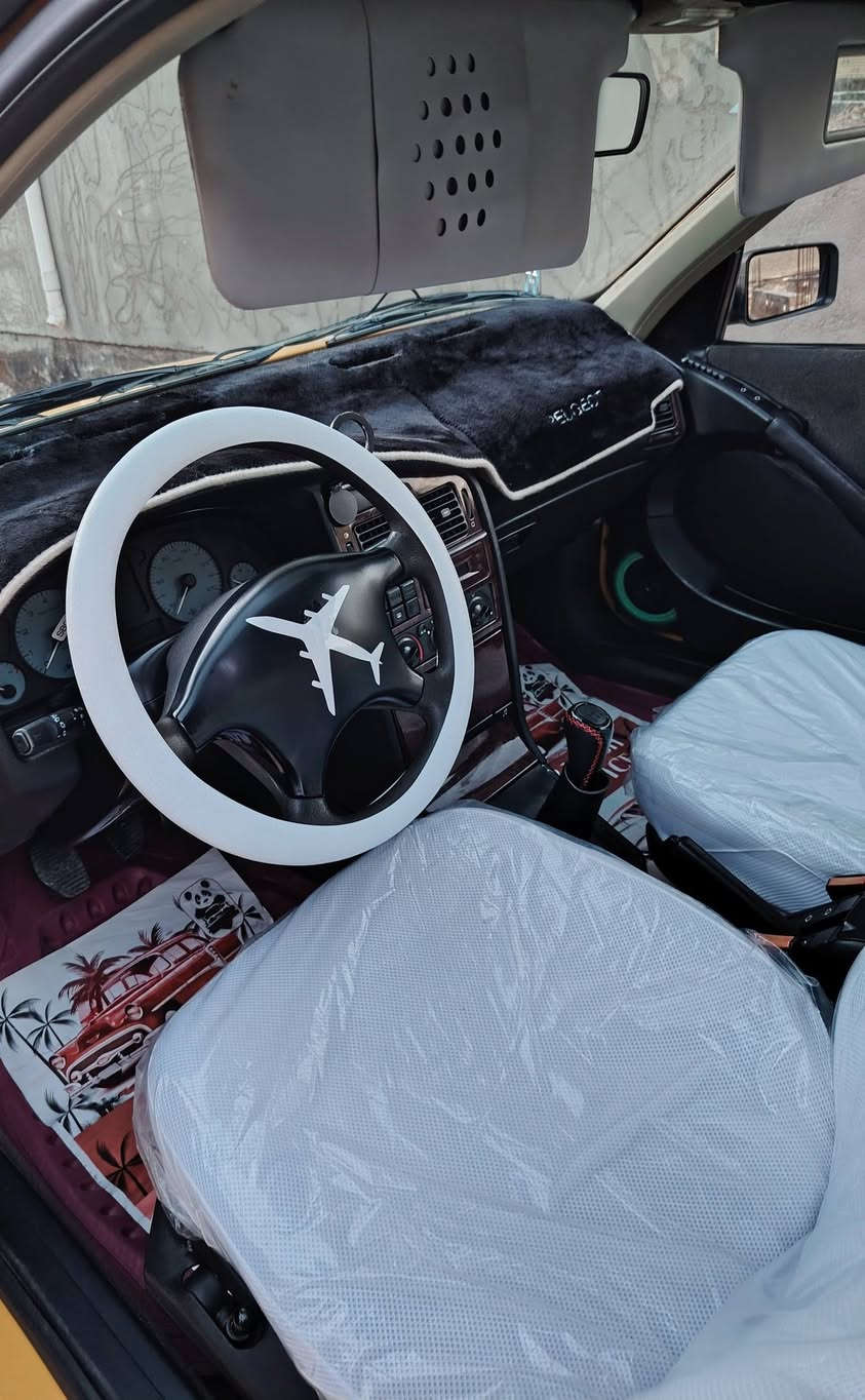 السلام عليكم
بيجو بارص2015 سياره حلوه وجاهزه كير مكينه تدفئه تبريد كهربائيات هيئه غرامات مصفره سنويه 30.5.2027 وشرط مداور ثاني يوم تخم تاير حداديه سياره جاهزه من كلشي بيهه قطعتين سياره مال كسبه حلوه ومرتبه المكان نجف قضاء المناذره للتواصل خاص او الاتصال بالرقم ***********
