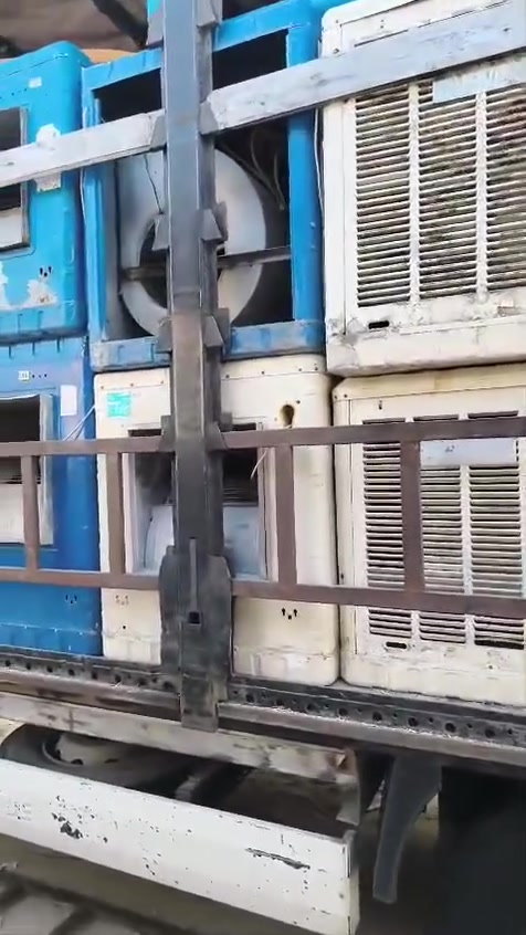 الموقع بابل الحمزة الغربي حي العسكري مجمع عباس برهي 

الاتصال على الرقم واتساب ***********
