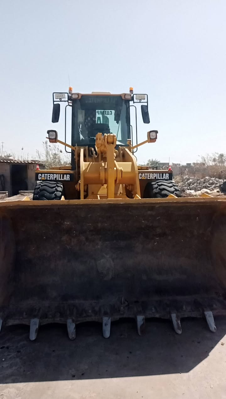 سلام عليكم البيع شفل كتر بلر 938Gبلجيكي كفاله عامه محرك كير اكسنات خير من الله 
رقم اربيل بسمي فحص هزه جديد  
تبريد ثلج 
تخم تاير 
كيله شوزات 
مانع نصدام
كهرباياتها شغله كلوب ماكو نقص
الستفسار نتصال عل رقم مكاني بغداد ***********
