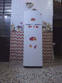 ثلاجة • نظيفة • حجم ١٨