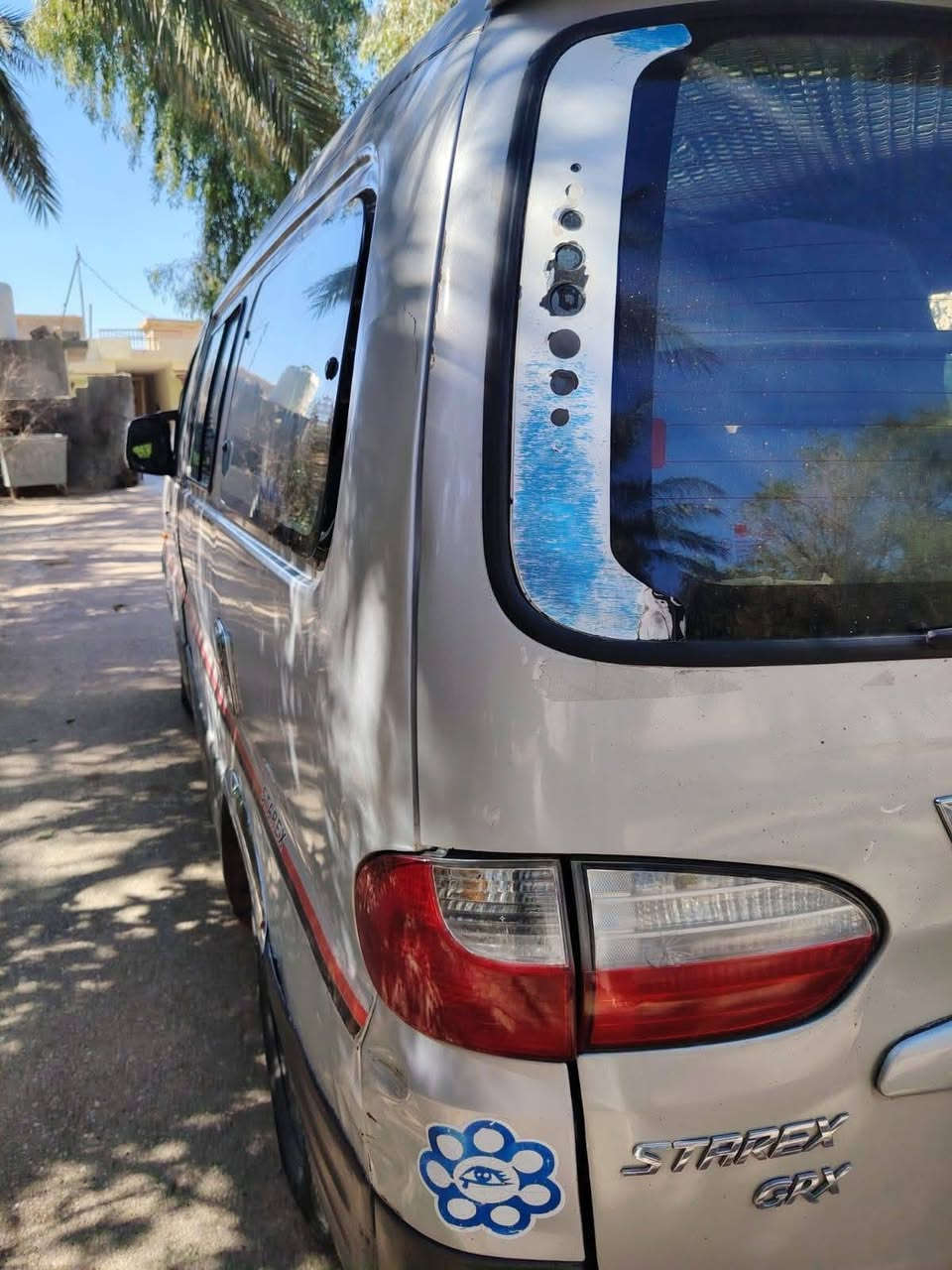 ستاركس موديل ٢٠٠٠ رقم بصره ألماني مصفره خط وبحث وقرمات سياره مكفوله كفاله عامه من كلشي عل بلاد البيع مراوس حسب الغنعه هم يرهم المكان ديالي العضيم السعر ٧٠ وبيه مجال الطيبين /*********** /*********** /١١نفر مو سبعه مكيه مفتوح ٣٠٠٠
