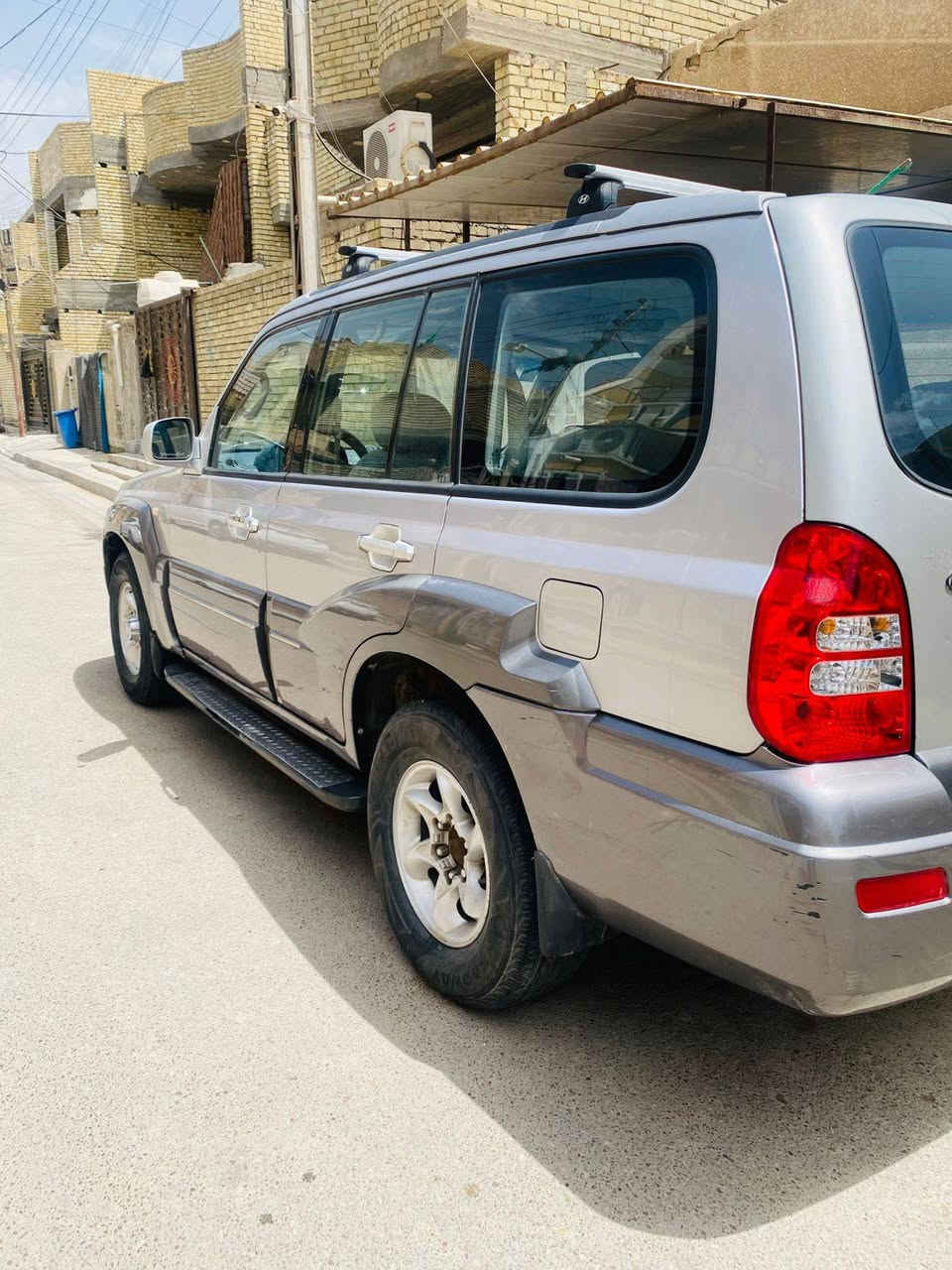 تريكان 2005
6سلندر بلادي 3500
فور ويل
تدفئه بالكشنات
رقم بغداد باسمي
سنويه مجدده لغاية 2030
تحويل ثاني يوم
محرك وكير مكفولات
بلاديه ماعدا طخه بالخشم مال الجاملغ الامامي الايسر
تبريد نقص غاز فقط
سعر 78 وبيه مجال
***********
