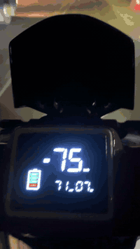 اباجي 2025 نجمة 
جديدة جديدة جديدة طالعة من المعرض قبل شهر وماشية 6 ايام فقط الله يبعد عنكم الشر ايدي انكسرت وعفتها وهسه رايدها ب1100 بيها مجال

6 بطاريات تمشيك من 65 الى 70 كيلو 
سرعتها تعبر ال75 حقيقي ويا الوزن 
 
الدراجة خير من الله بالعافية ع الياخذها 
مكاني بغداد ***********
