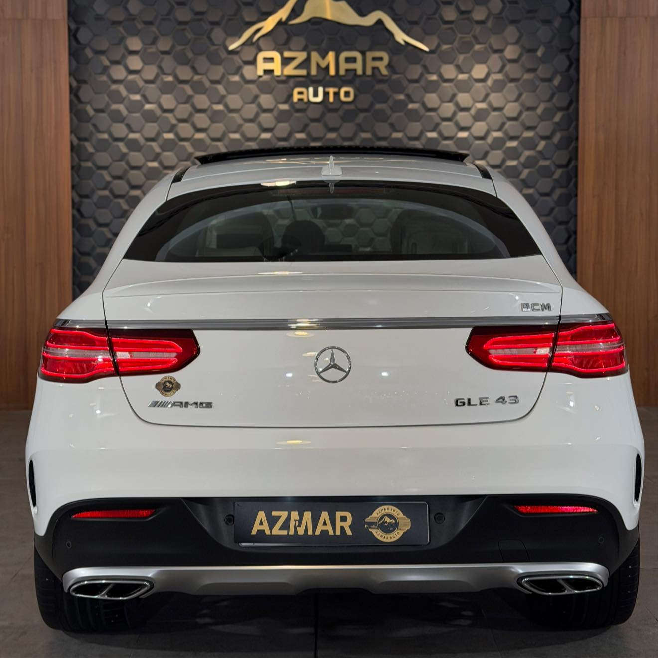 Mercedes benz GLE 43s
ارخص سعر بكل العراق 🔥 395$ ورقة
 خليجي وكالة BCM
موديل : 2019🔥
ماشية ٨٠ الف كيلو فقط
لون ابيض و داخل كريمي
فول مواصفات 
بنوراما وبصمات وبانوراما وجكات وشاشات ورادارات وحساسات وكامرا 360 درجة وكشنات جلد تدفئه وتبريد وخزن وصندوك كهرباء ونقطة عمياء  و بعد هواية مواصفات متنذكر
السيارة هيدفون و كونترول الوكالة باقية بيها 🔥

السياره مكفول كفالة عامة كير و محرك و كهربائيات علا وضع الشركة🔥
السيارة مرقمه وجاهزة
السعر : 395$ ورقة🔥
للاستفسار: ***********
العنوان : السليمانية المعارض الجديده شركه ازمر اوتو معرض رقم ٣٤
