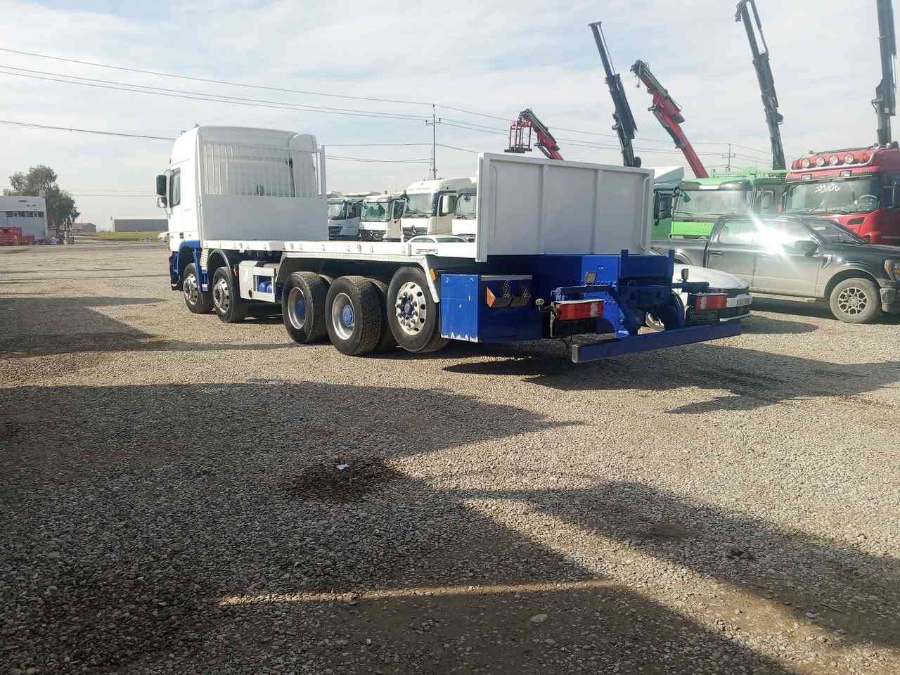 للبيع أكترؤزس مؤديل 2014 حجم سيارا 4448 ***********. ***********
