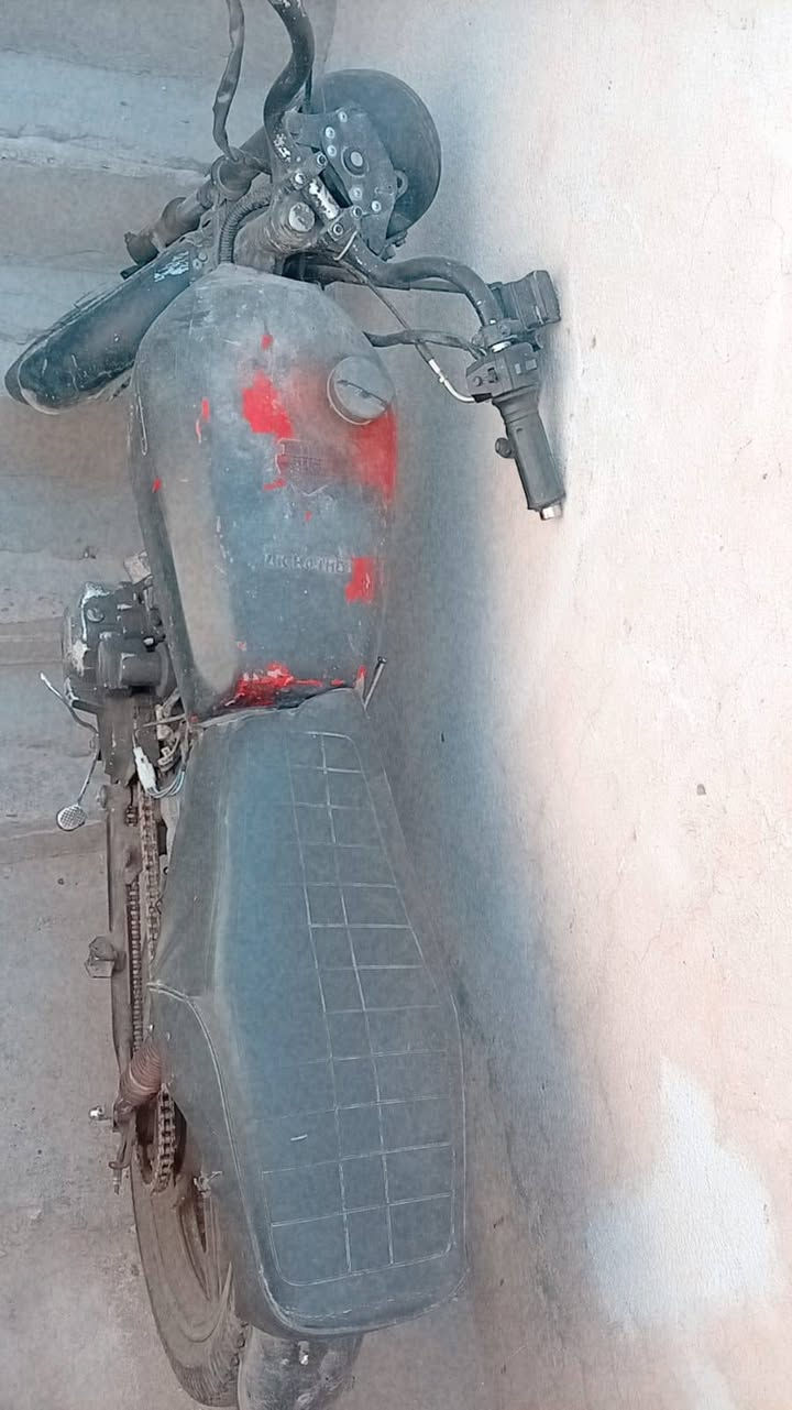 دراجه ايراني 4كير مابيه شي نقص بس ستان رايده 250وبيه مجال


**إذا كنت صاحب هذا الإعلان وتريد حذفه لأي سبب، رجاءا أرسل رسالة إلى الدعم الفني**