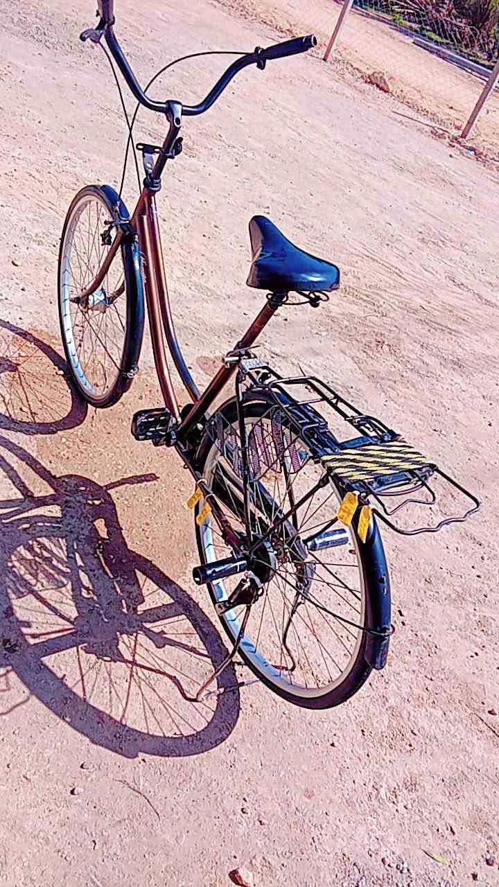 السلام عليكم باسيكل للبيع دسك اصلي 90.حساس شغال.للبيع السعر خاص


**إذا كنت صاحب هذا الإعلان وتريد حذفه لأي سبب، رجاءا أرسل رسالة إلى الدعم الفني**