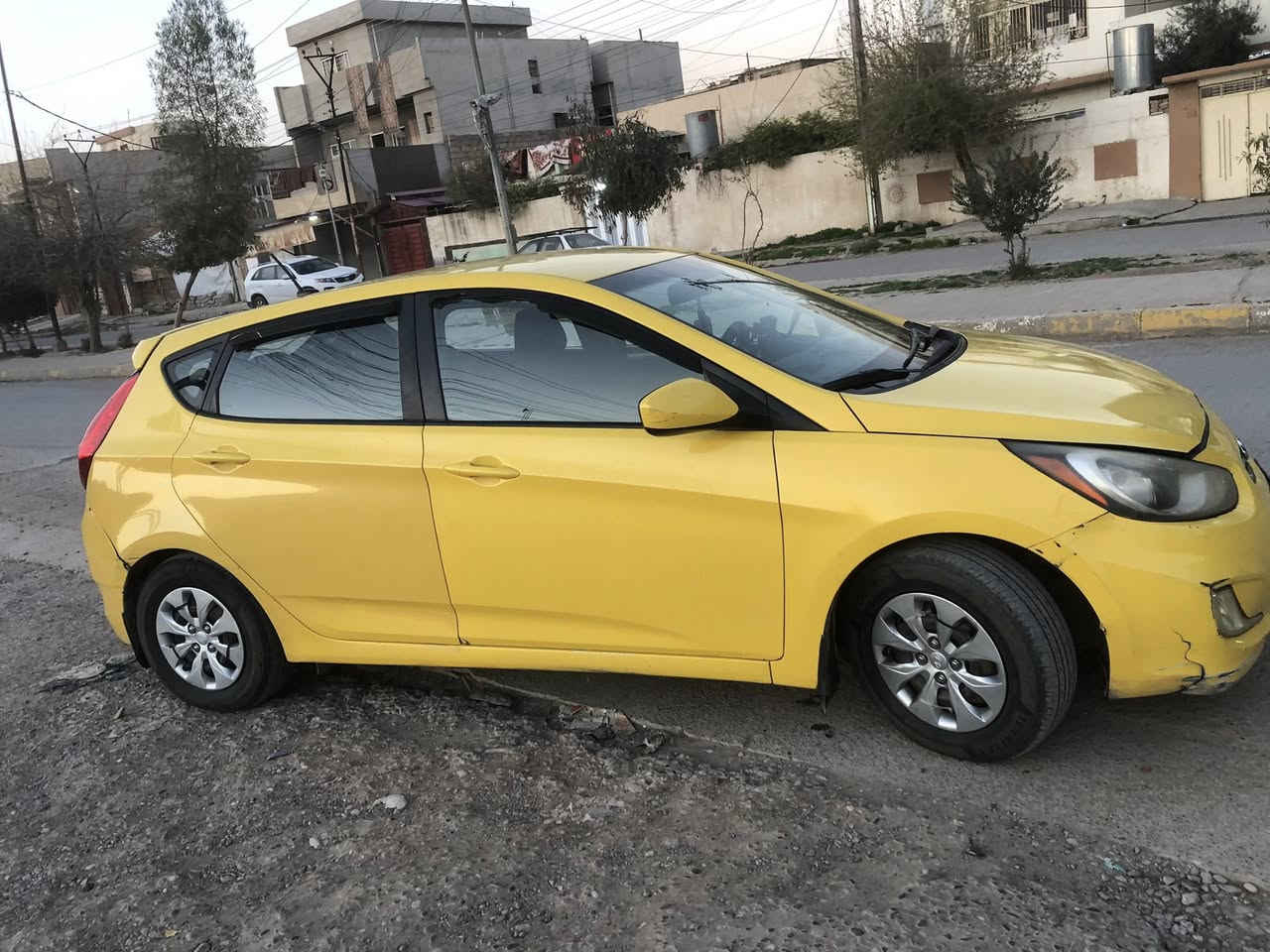 السلام عليكم
للبيع اكسنت جنطة
موديل 2017
محرك 16GDi
رقم نينوى 
تحكمات استيرن 
طخم تاير جديد 
سياره حلوه وينراد الها مصرف قليلل يعني مثل تقليمات والى اخره….
للاستفسارر 
اتصل ***********
