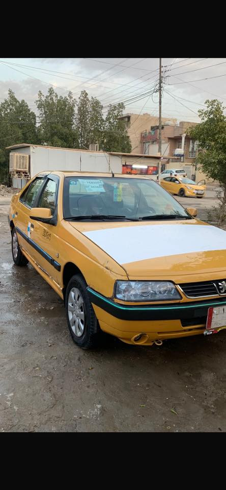 سلام عليكم بيجو الميس 2015 سياره ما بيه لاضربه ولا تبديل عدا صبغ جاملغ فقط بدون دواخل أثر طخه صغيره سياره نضيفه باقي كفاله كير ومحرك مكفولات غرفته حلوه كهربائيات كله شغاله تبريد ثلج تخم تايرات جديد رقام نكليزي باقي بس عل استلام رقم بغداد سنويه جديده هيه غرمات مصفره مكان شهداء البياع *********** السعر 34وبيه مجال بسيط
