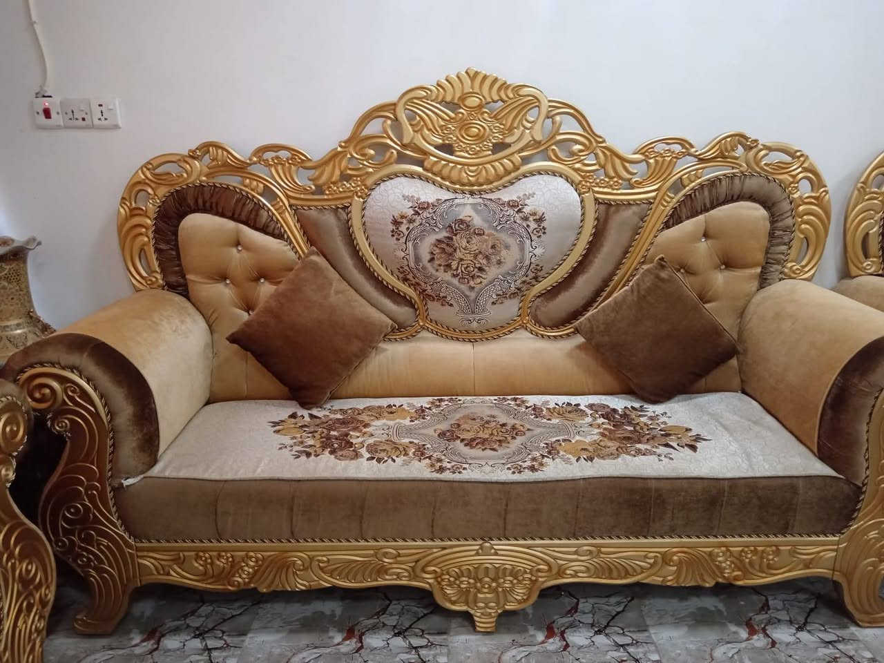 بيع غرفة استقبال بسعر 500
كامله مع الساعة والطبلات
بدون اضرار كلشي مابيها


**إذا كنت صاحب هذا الإعلان وتريد حذفه لأي سبب، رجاءا أرسل رسالة إلى الدعم الفني**