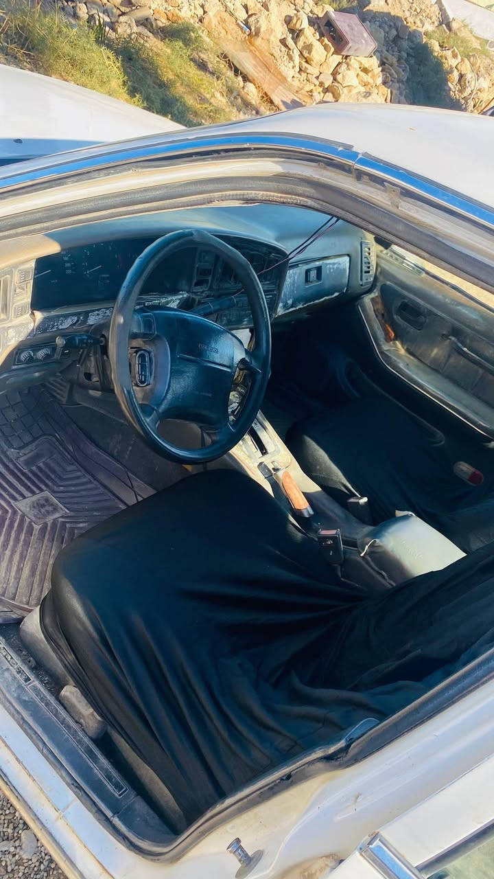 للبيع السعر 12
محرك 20 كلشي مابيها بانزين ودهن بس 
اوراقها كاملة راعيها بغداد 
***********
