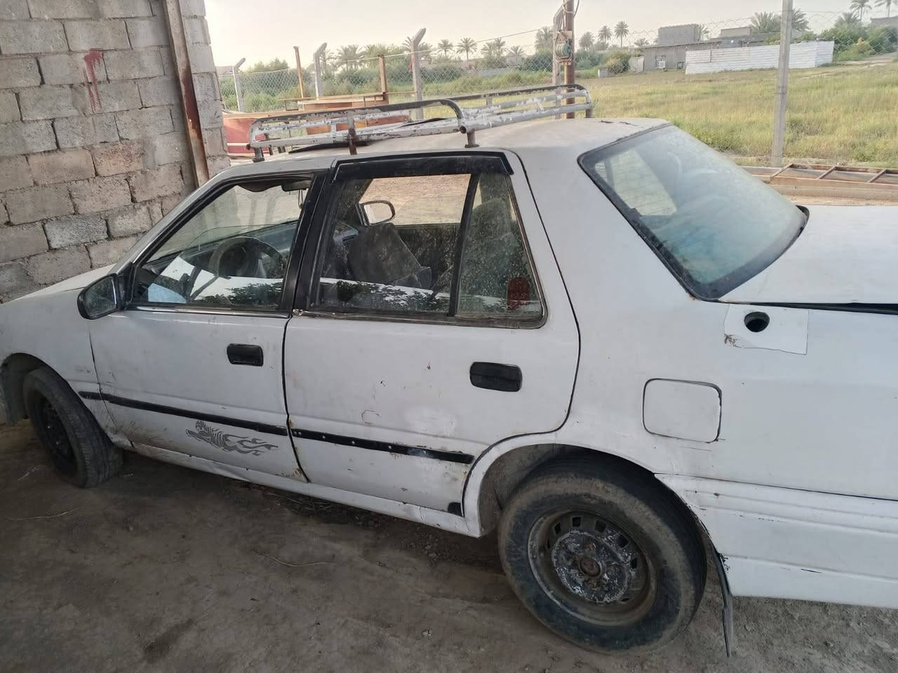 مكلف بلنشر سياره هوندا اكسله رقم انبار دولي تحويل ثاني يوم مكينه نظيفه كير كايم حداديه سنويه نافذه 32 تحويل السعر 17 ورقه وبيها مجال مكانها بغداد صدر اليوسفيه رقم صاحب السياره ***********
