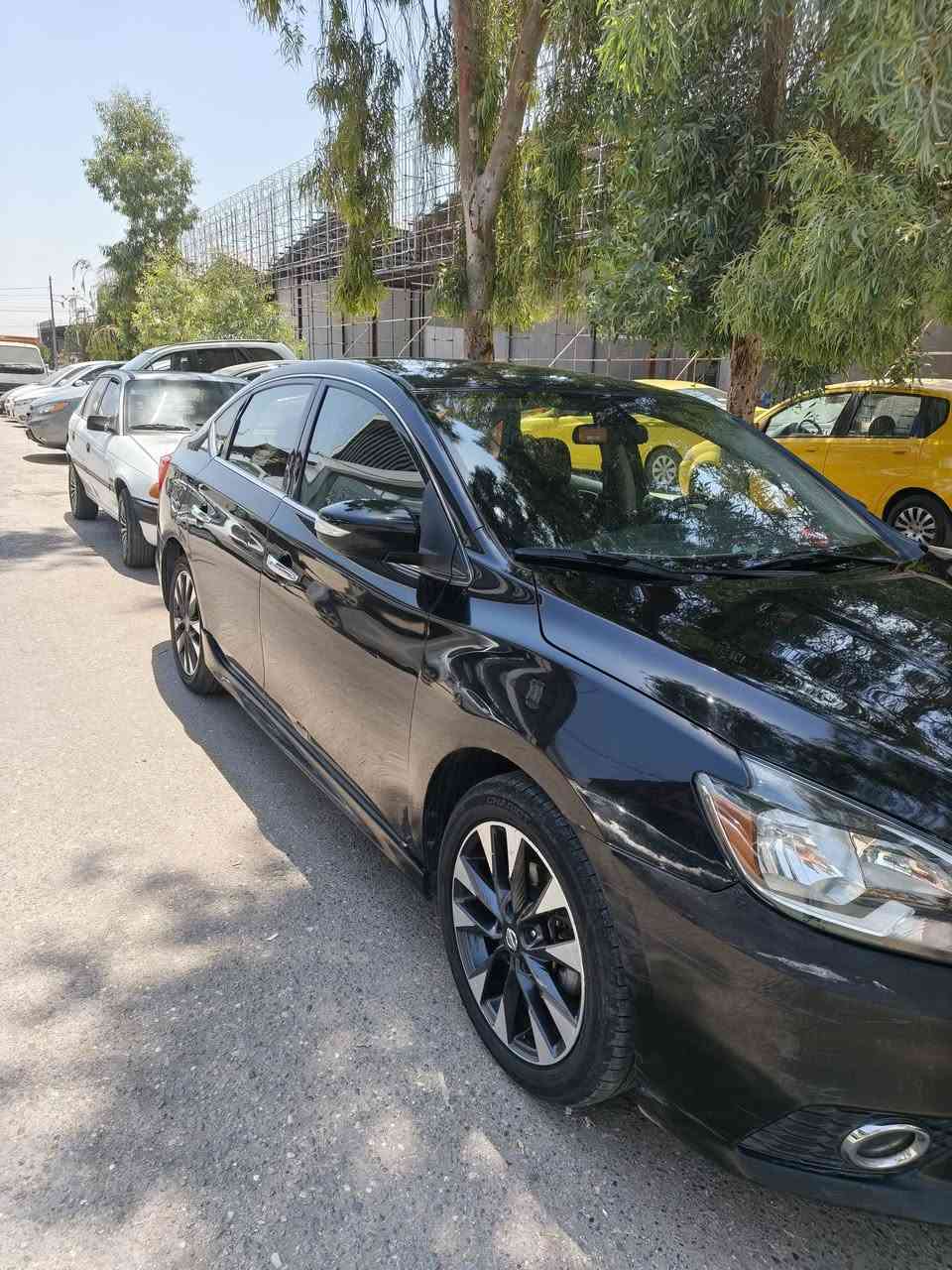 السلام عليكم
سنترا SR 2018 
رقم نينوى 
السيارة بصمة فول عدا فتحة سقف 
ضررها باب السايق وجاملغ يسار
محرك و گير شرط 
مكان السيارة الموصل شراي اتصل وتدلل 
***********
