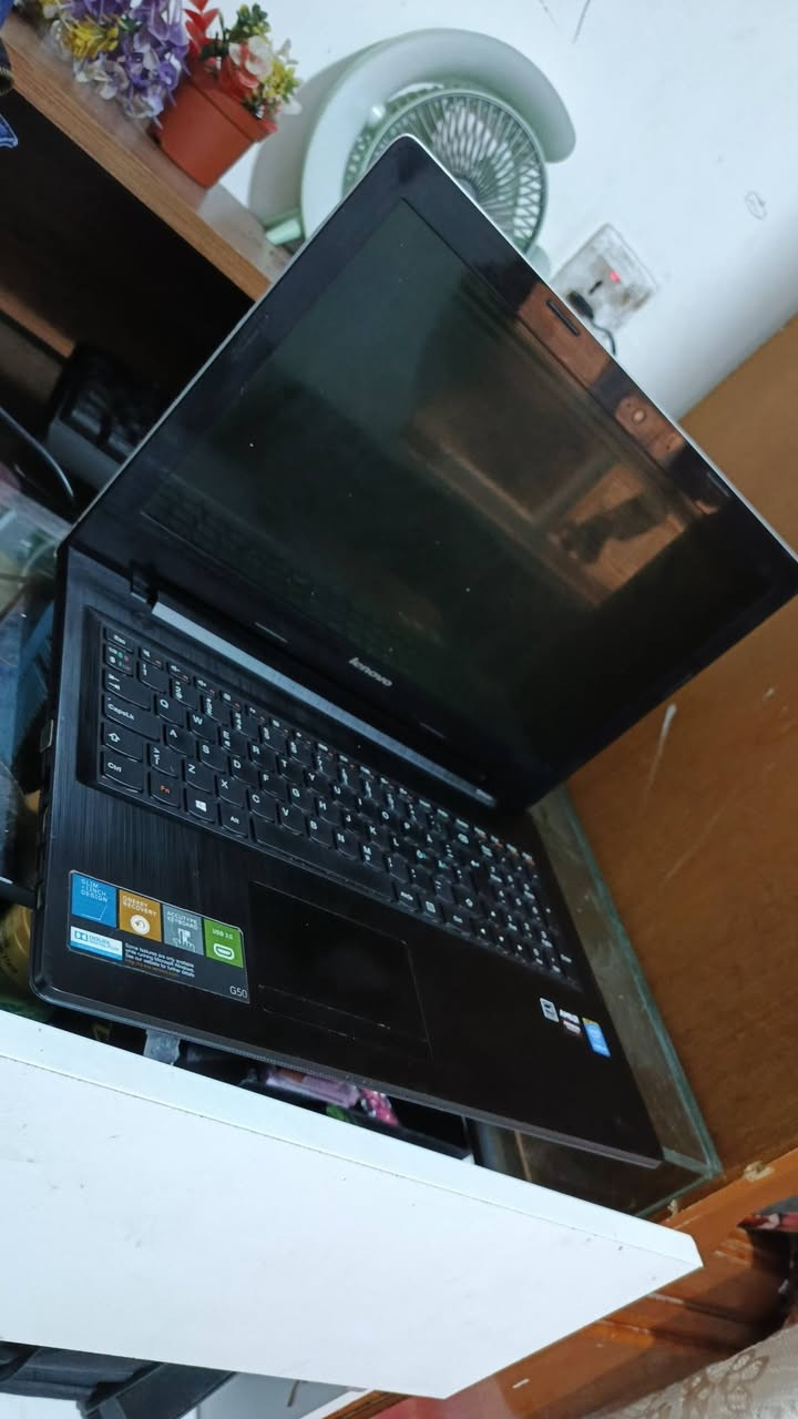 ‏لابتوب lenovo
معالج core i5

جيل الرابع

رامات 8كيكا

هارد 128ssd

كارت شاشة خارجي AMD 8500redeon

شاشة 15

سعره ١٤٠الف

تواصل ***********واتساب
