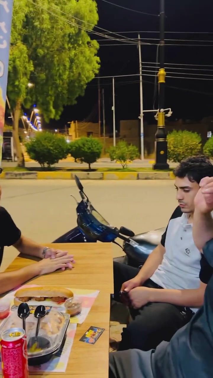 مطعم بوكس بركر العنوان حسنكوني قريب اعدادية تلعفر ***********
