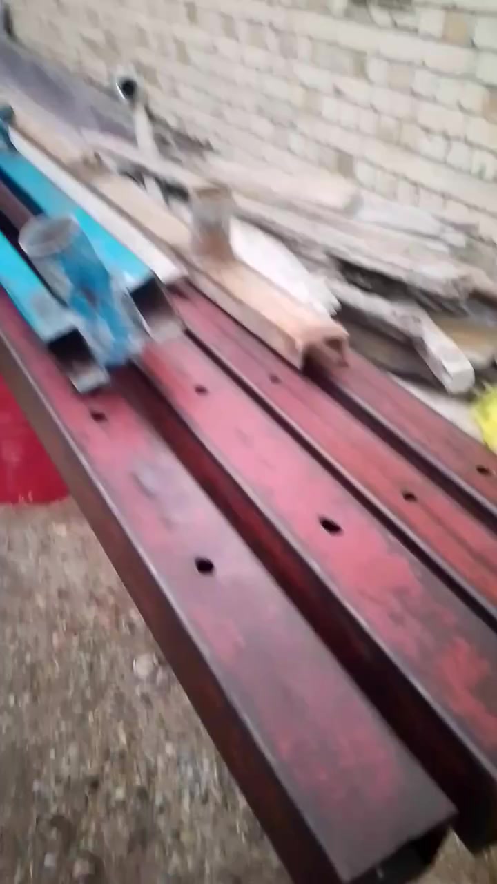 سكله للبيع بس حديد 3عرباين وياهن ثنين حصو وحده رمل سكله جديده جسر جديد وسنتر جديد وسير صطل غراض جديد قفايص وياها جديد طابق ثالث ***********/
