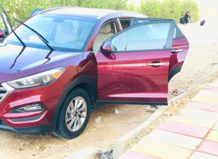 سيارة مال بنية ومكلفين بعلانها وبنشرها توسان موديل 2016  شكل الجديد امريكي رقم بابل الجديد وتحويل ثاني يوم  مواصفات الأمريكي واضحه والسونار موضح كلشي بيها سيارة تخم تاير حداديتها كلها خير من الله مكاني الحلة المركز
***********
