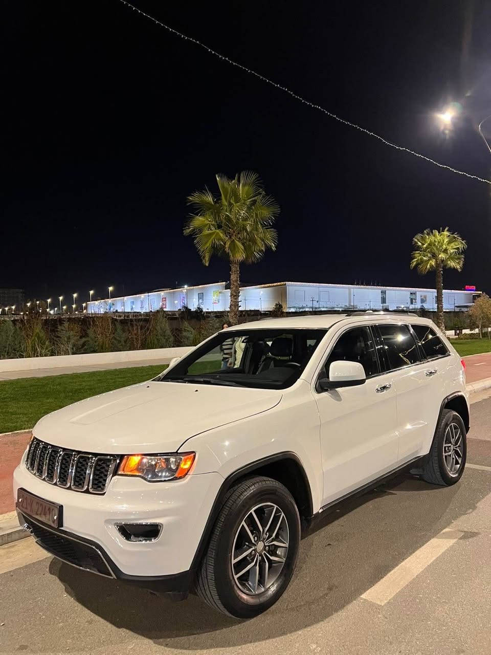 جێپ لاریدۆ٢٠١٧
سەنەوی تا ٢٠٢٩ تازەیە تەحویل و غرامە بەشەرت
مواسەفات:کوشن هیتەر .سوکان هیتەر.دەرگا جەگ.کوشن کارەبا و.هتد..
سەیارەکە کامل بۆیاخە رەسمی داعمەکەی داندراوە دەعمەکەی هیچ نیە ماڵی دۆستە بێ مەسرفە هەمو گیانی بەشەرت مەکینەی کراوەتەوە سەیارەکە تا بڵێی جوانە سعری ١٧٣ گەڵا و مەجال 
*********** السليمانية, العراق
