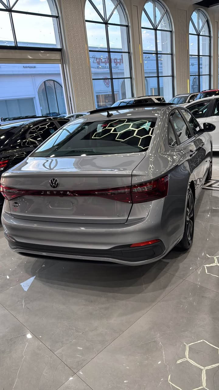 جیتا مۆدێل ۲٠۲٥ فووول مواصفات
پانۆراما
گێچ الکترۆنی 
بصمە
گوشن هیتەر سوکان هیتەر 

تەنها بۆنیتی صبغە بێ داخلی 
رادێتەر و پانکە بە شەرت بیلادی

ایرباگ سوکان بە بیلادی داندراوەتەوە واتە ایرباگ بە شەرت 
تەنها ۲ هەزار ڕۆیشتووە 

165$

3VW7X7BU4SM008716

*********** أربيل, العراق
