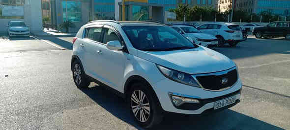 السلام عليكم كيا سبورتج ١٥ خليجي البيع مواصفات السياره بانوراما فور ويل مري قلاب شاشه بيهه بنيد صبغ فقط مو حادث  رقم بغداد السعر ١٥٥  مكان السياره المنصور رقمي ***********
