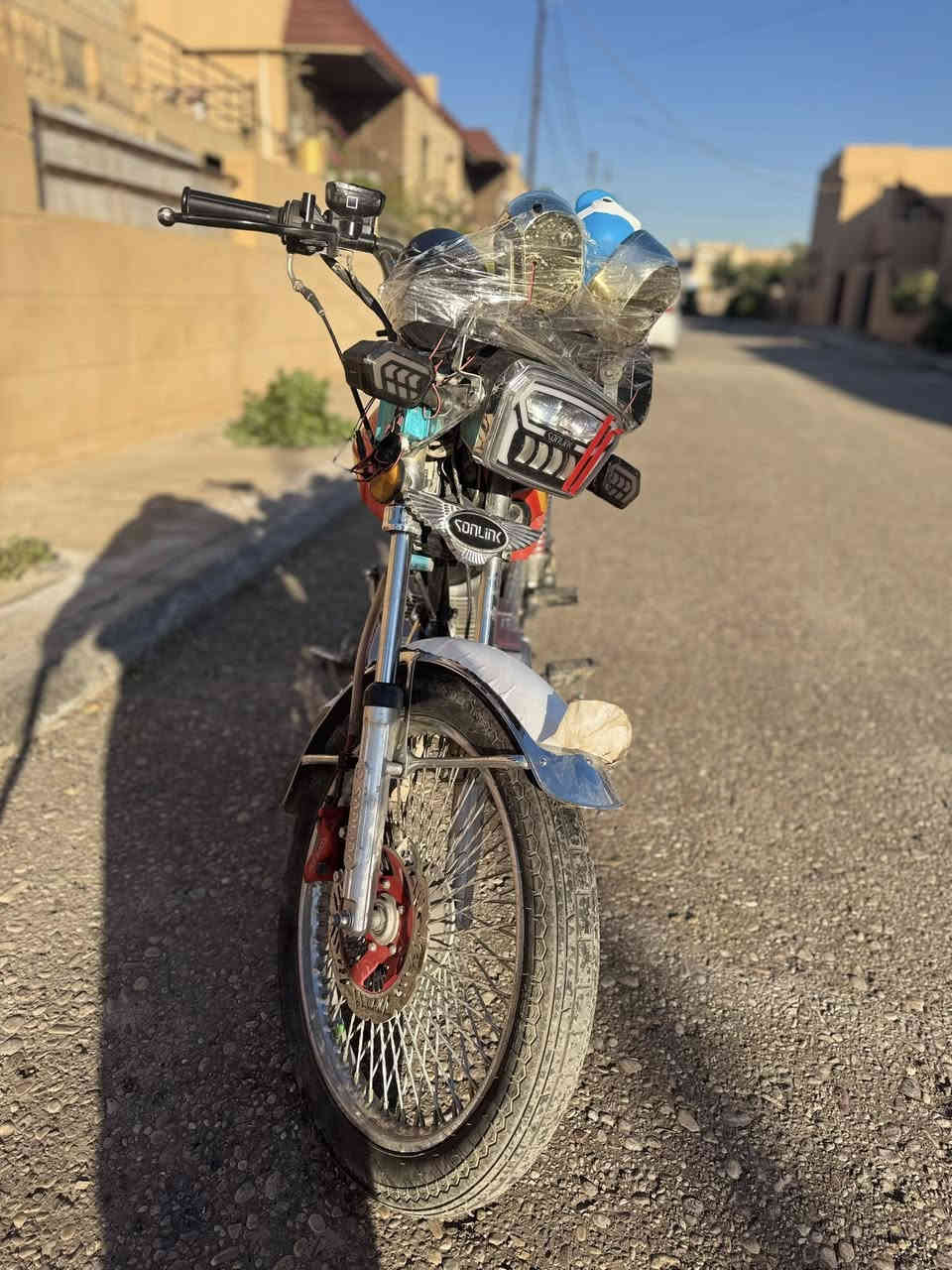 سلام عليكم
دراجه تايكر 5 نمرات موديل 2025
نضيف مابي اي عيب بلادي بل شرط 
فقط بي شاشه من طارف بيها حرك خفيف 
ومعروف 2025كله يحرك شاشه 
دهن اليوم خليتله جديد وتاير وره وجوب 
عنوان تكريت دريم ستي دراجه حلوه ونضيفه صلنصه مال 2023كاتم السعر 700وبي مجال 
رقم تلفون ***********
