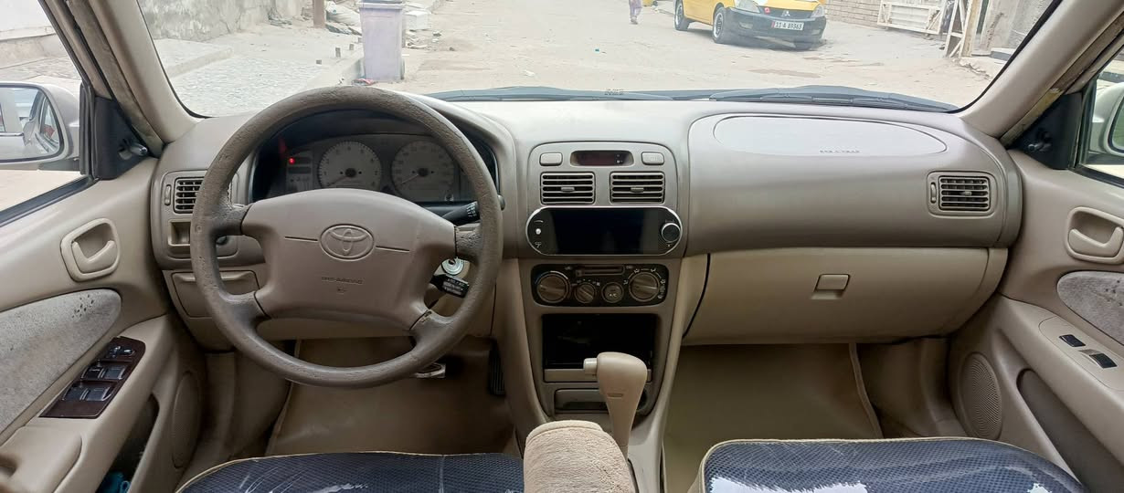 السلام عليكم للبيع كورلا نحله موديل 2000 امريكي صبغ عام حادث جاملغ امامي كير اوتوماتيك مكينه  جديده طخم تاير+ ويل جدد الدوشمه تاريخ نفاذ السنويه 28 هزه ورقم بغداد جديد بسمي مكان السياره بغداد العبيدي السعر 58 ورقه ***********
