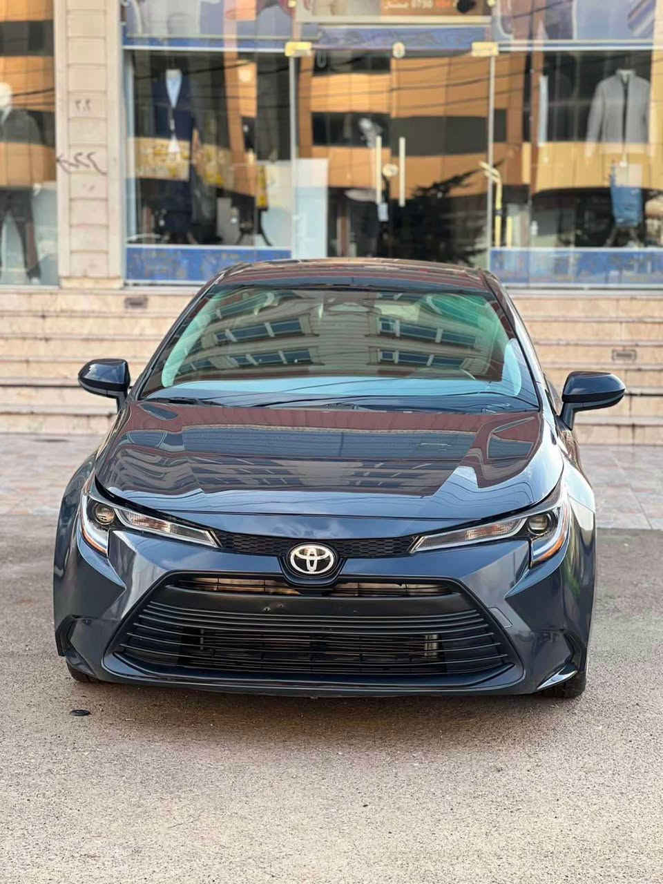 السلام عليكم 
‏2024 Toyota Corolla,
تويوتا كرولا 2024 
الضرر :  جملغ و بولند بدون دواخل 
السيارة بحالة ممتازة 
رادار حجر صالنصر كلة بلادي 💯 

مواصفات LE
بريك بصمه 
شاشة ايباد  
كاميرا  
رادارامامي 
تحكمات ستيرن ➕ تحديد سرعه 
مانع انزلاق 
نظام auto hold 
نظام Assistive talk back 
السعر  130ورقه و مجال 
وااتساب*********** اكر, نينوى

