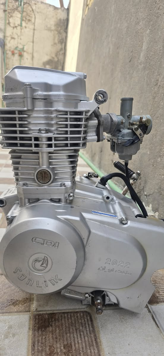 مكينه سونك موديل 2022
نضح دهن بسيط من جوه المكينه برغي مامفتوح بيه السعر 125 وبيه مجال (***********) متواجد واتساب
