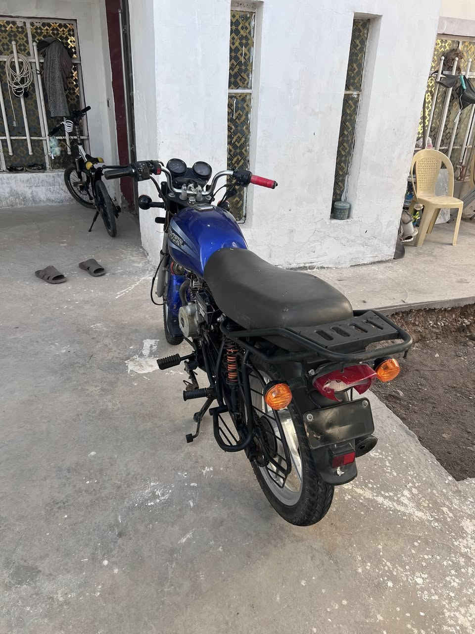 بوكسر للبيع مكاني بابل المركز سعره 650 وبيه مجال


**إذا كنت صاحب هذا الإعلان وتريد حذفه لأي سبب، رجاءا أرسل رسالة إلى الدعم الفني**